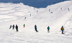 Hakkari Mergabütan Kayak Merkezi'nde sezon açıldı