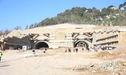 Hatay'da İskenderun-Topboğazı Otoyolu'nda çalışmalar sürüyor