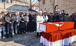 Hayatını kaybeden uzman çavuş Taner Arı, Bingöl'de son yolculuğuna uğurlandı