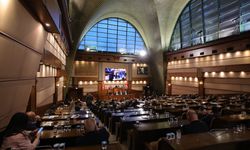 İBB Meclisinde belediyenin sosyal yardımlarına ilişkin soru önergesi