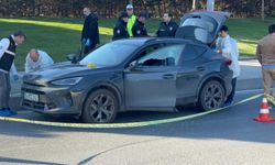 İstanbul'da otomobilinde silahlı saldırıya uğrayan sürücü öldü