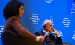 İstanbul'da Uluslararası Barış ve Demokratik Toplum Konferansı ikinci gününde sürüyor