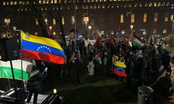 İsveç'te Nobel yemeği sırasında İsrail ve ABD protesto edildi