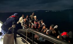 İzmir açıklarında 37 düzensiz göçmen kurtarıldı