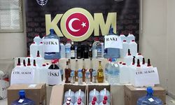 İzmir'de kaçak içki operasyonlarında 4 şüpheli tutuklandı