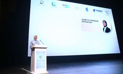 KADEM Mütevelli Heyeti Başkanı Bayraktar, Bakü'de Kadın Yaratıcı Forumu'nda konuştu: