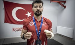 Kırık parmakla final gören Cebrail Gençoğlu, milli forma için verdiği mücadeleyi anlattı