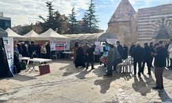 Kırşehir'de Gazze'ye destek için 'Hayır Çarşısı' kuruldu