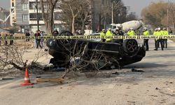 Konya'da devrilen otomobildeki 1 kişi hayatını kaybetti