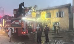 Kütahya'da evde çıkan yangında anne öldü, kızı yaralandı