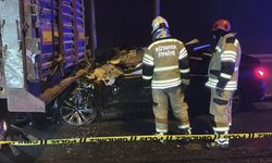 Kütahya'da tıra çarpan otomobildeki 4 kişi hayatını kaybetti