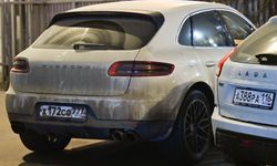 Rusya'da yüzlerce Porsche sahibi araçlarını çalıştırmakta sorun yaşadı