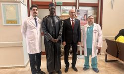 Senegal'in Ankara Büyükelçisi Diop, Konya'da bir hastanede incelemelerde bulundu: