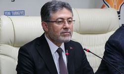 Tarım ve Orman Bakanı Yumaklı, Burdur'da AK Parti'lilerle buluştu: