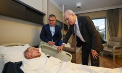 TBMM Başkanı Kurtulmuş'tan Bilici ve Selvi'ye 'geçmiş olsun' ziyareti