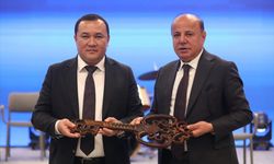 'Türk Dünyası Turizm Başkenti' ünvanının sembolik anahtarı Ankara'ya devredildi