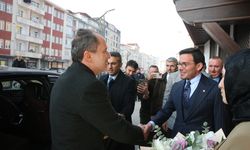 Yeniden Refah Partisi Genel Başkanı Erbakan, Tokat'ta konuştu: