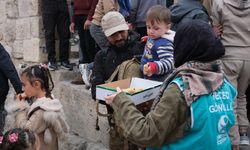 Yeryüzü Çocukları Derneği, Suriye'de Baas rejiminin çökmesinin yıl dönümü etkinliklerine katıldı