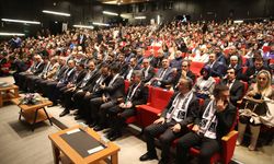 Yeşilay Genel Başkanı Dinç, Kayseri'de 'Bağımsızlık Seferberliği Konferansı'nda konuştu: