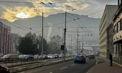 Yoğun sis ve hava kirliliği Saraybosna'da yaşamı olumsuz etkiliyor