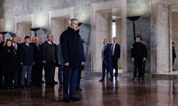 Bakan Fidan, Dışişleri Şehitliği'ni ziyaret etti (2)