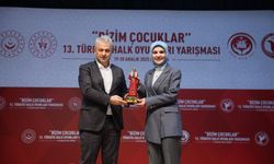 Bakan Göktaş, 'Bizim Çocuklar 13'üncü Türkiye Halk Oyunları Yarışması'nın açılış törenine katıldı