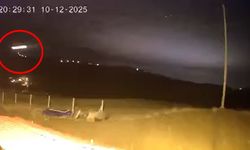 Elazığ'da gökyüzündeki parlak ışık kamerada