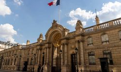 Elysee Sarayı'nda soygun: Binlerce avroluk gümüş eşya ele geçirildi