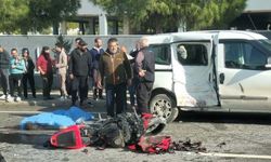 Hafif ticari araçla motosiklet çarpıştı: 1 ölü, 1 ağır yaralı