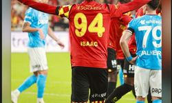 Isaac Solet'ten Göztepe paylaşımı geldi