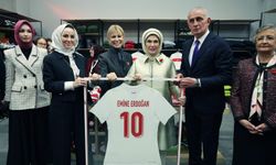 İstanbul- Emine Erdoğan, TOGEM-DER'in 'Artsın Eksilmesin Dönüşüm Pazarı'nın açılışına katıldı