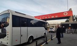 İstanbul- Mehmet Akif Ersoy, sağlık kontrolü için Adli Tıp Kurumu'na getirildi / ek görüntü