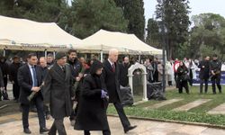 İstanbul - Mehmet Akif Ersoy vefatının 89'uncu yılında mezarı başında anıldı