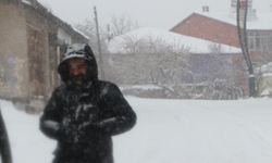 Karlıova'da yoğun kar; 10 köy yolu kapandı