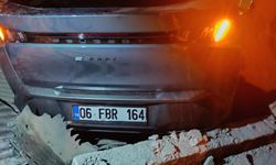 Kontrolden çıkan cip eve girdi: 1 yaralı