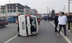 Malatya'da otomobiller çarpıştı: 3 yaralı
