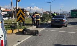 Otomobilin çarptığı motosikletin sürücüsü öldü