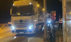 Plakalarını kapatıp kantara girmeyen 6 TIR'a 461 bin 875 TL ceza