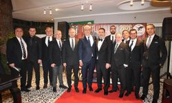 Serdal Adalı İzmir'de Beşiktaşlılarla buluştu