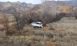 Sivas'ta otomobil şarampole devrildi: 1 ölü, 2 yaralı