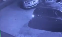 Tamir sırasında otomobile, başka bir araç çarptı; kaza kamerada