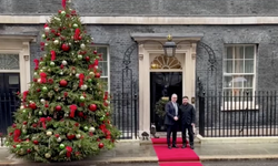 Zelenskiy, İngiltere'de Starmer, Macron ve Merz ile görüştü