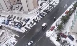 15'inci kattaki evinin oturma odasına arı kovanı sistemi kurdu / Ek fotoğraflar