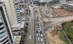 Adana'da sağanak hayatı olumsuz etkiledi / Ek fotoğraflar