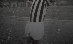 Altay efsane futbolcusuna ağlıyor