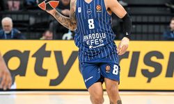 Anadolu Efes - Kosner Baskonia Vitoria-Gasteiz: 75-89