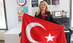 Annesi sayesinde başladığı piyanoda kendi metodolojisini geliştirdi; dünya çapında ödüller aldı