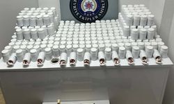 Aracında 17 bin sentetik hap ele geçirilen şüpheliye gözaltı