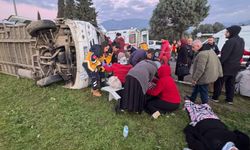 Aydın'da işçi servis minibüsü devrildi; 16 yaralı / Ek fotoğraflar