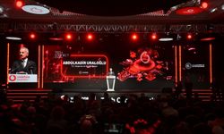 Bakan Uraloğlu: 5G yetkilendirme ihalesiyle 3 milyar 534 milyon dolar gelir elde ettik